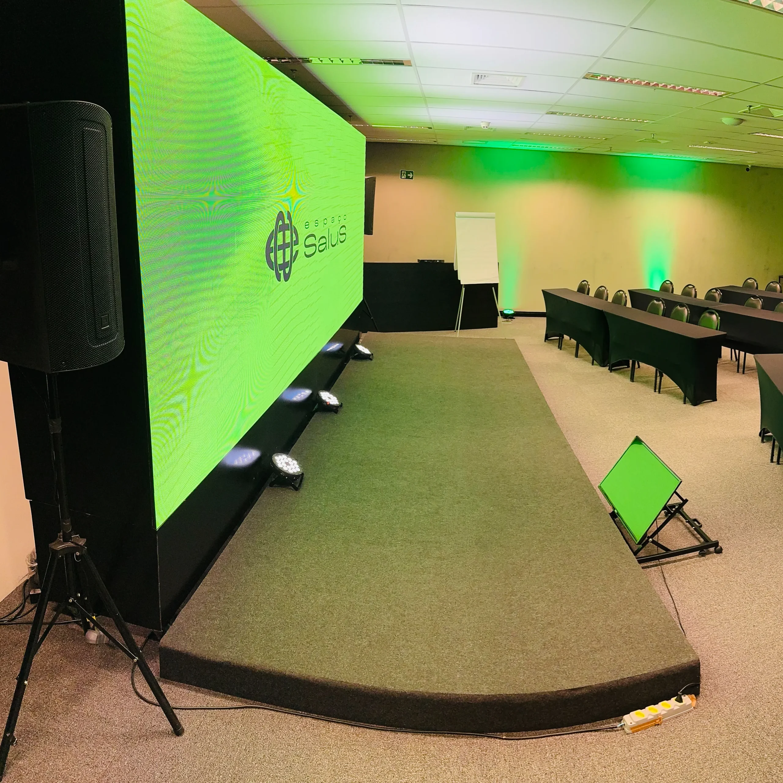 c-auditorios-4_7_11zon-scaled